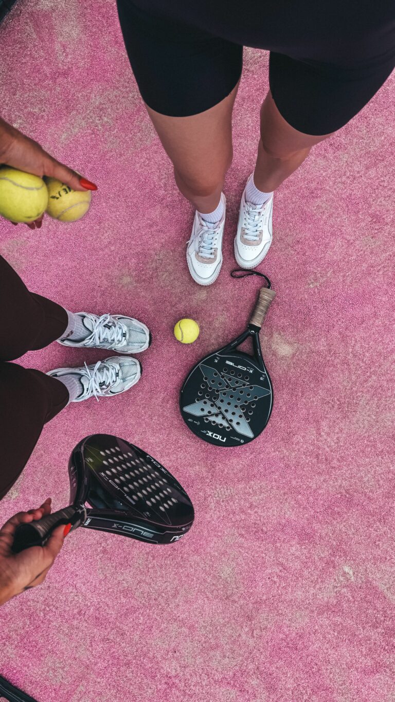 Raquette padel pour femme : comment choisir la meilleure